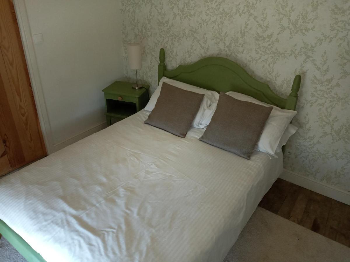 Chez Gondat Chambre D'Hotes Saint-Martial-sur-Isop Exteriör bild