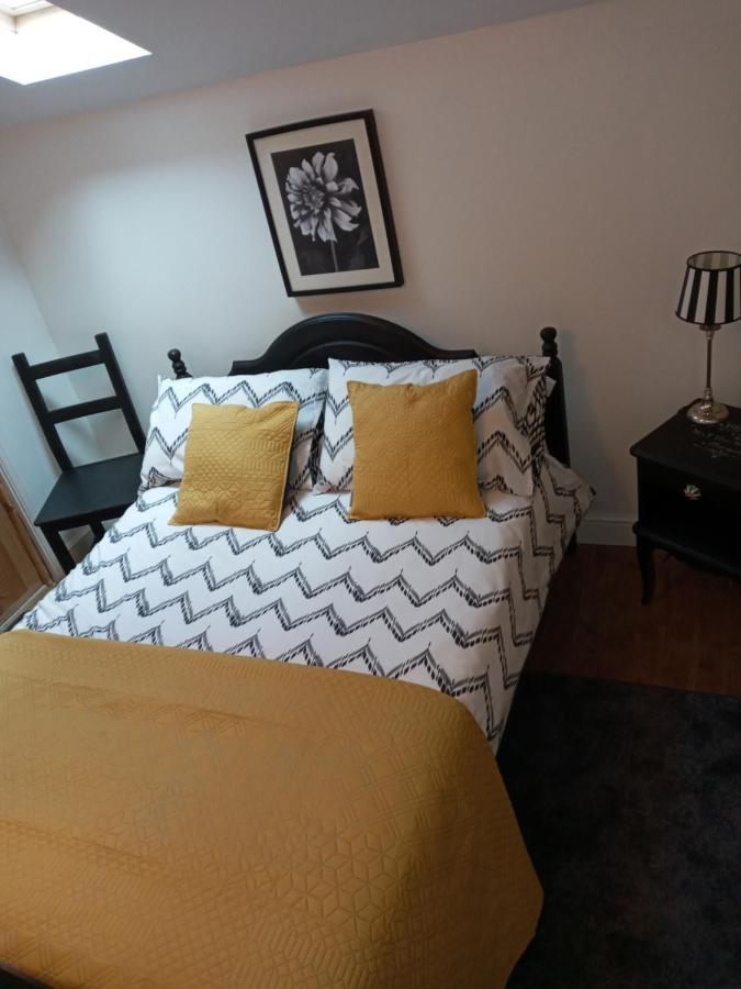 Chez Gondat Chambre D'Hotes Saint-Martial-sur-Isop Exteriör bild