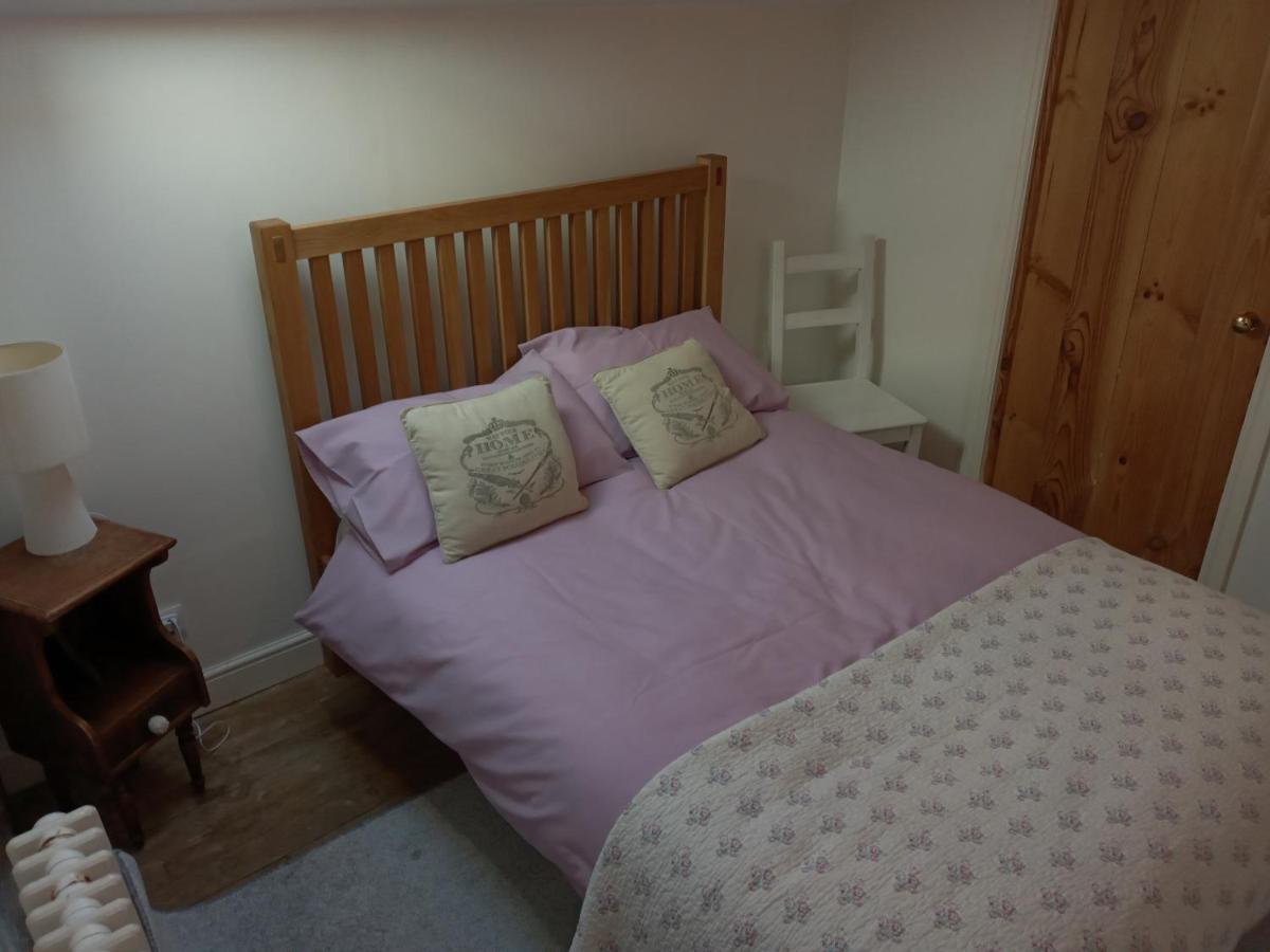 Chez Gondat Chambre D'Hotes Saint-Martial-sur-Isop Exteriör bild
