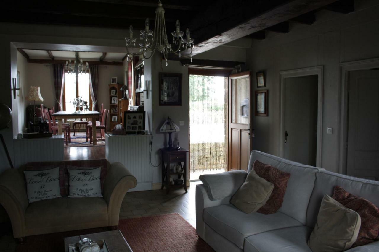 Chez Gondat Chambre D'Hotes Saint-Martial-sur-Isop Exteriör bild