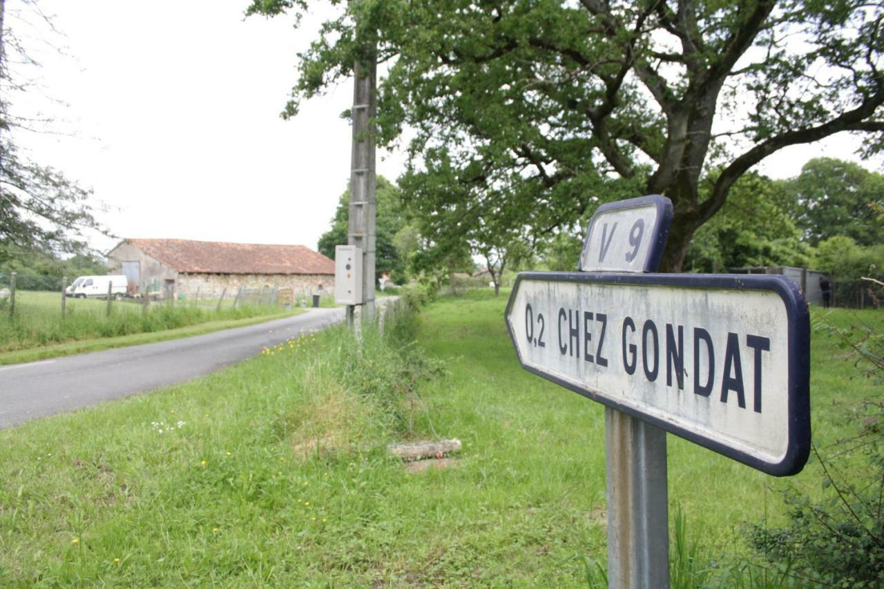 Chez Gondat Chambre D'Hotes Saint-Martial-sur-Isop Exteriör bild