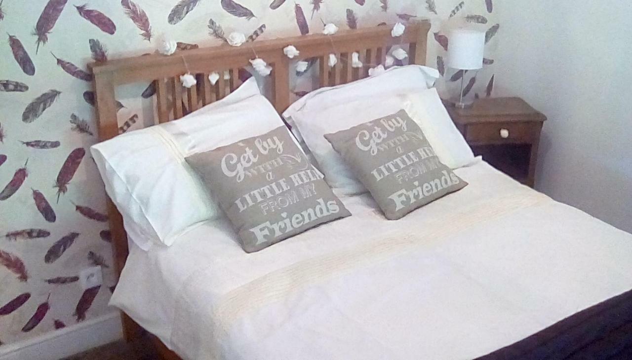 Chez Gondat Chambre D'Hotes Saint-Martial-sur-Isop Exteriör bild